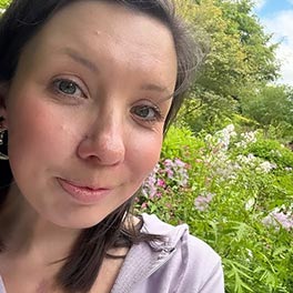 Linzie, the owner of Little Wildflowers Childminding